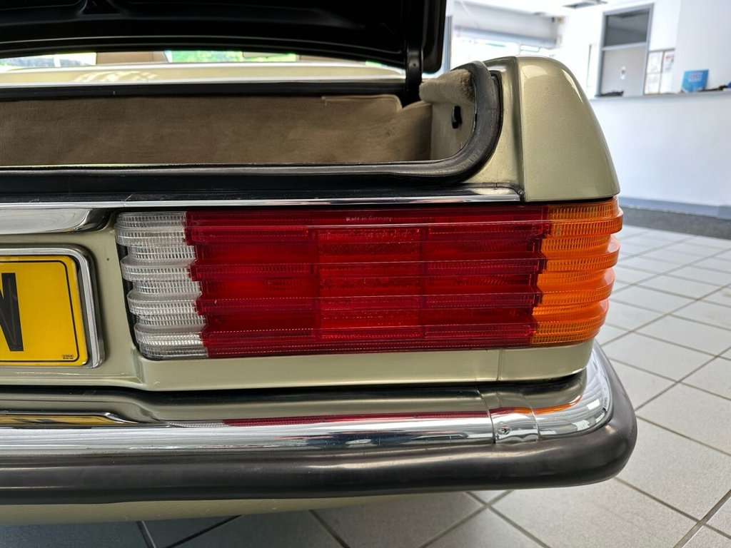 Used Mercedes-Benz 280 SL 1984 for sale - 77551445: Photo 27