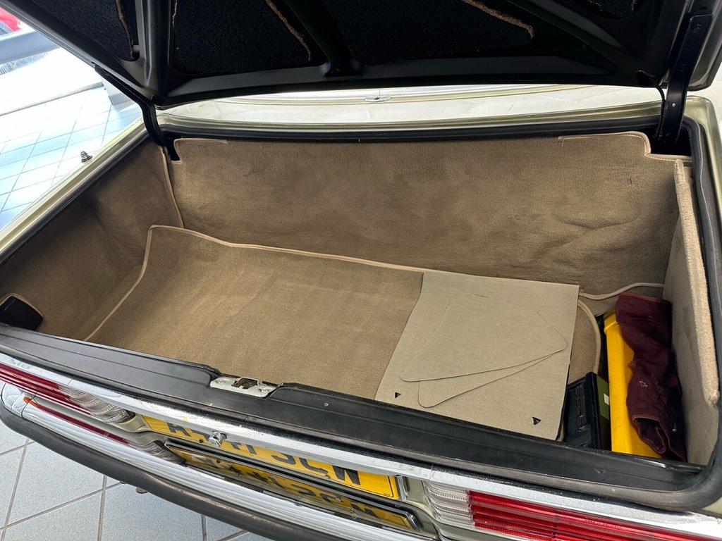 Used Mercedes-Benz 280 SL 1984 for sale - 77551445: Photo 28