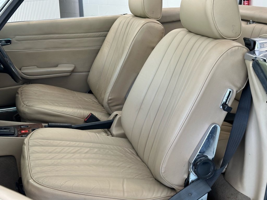 Used Mercedes-Benz 280 SL 1984 for sale - 77551445: Photo 32