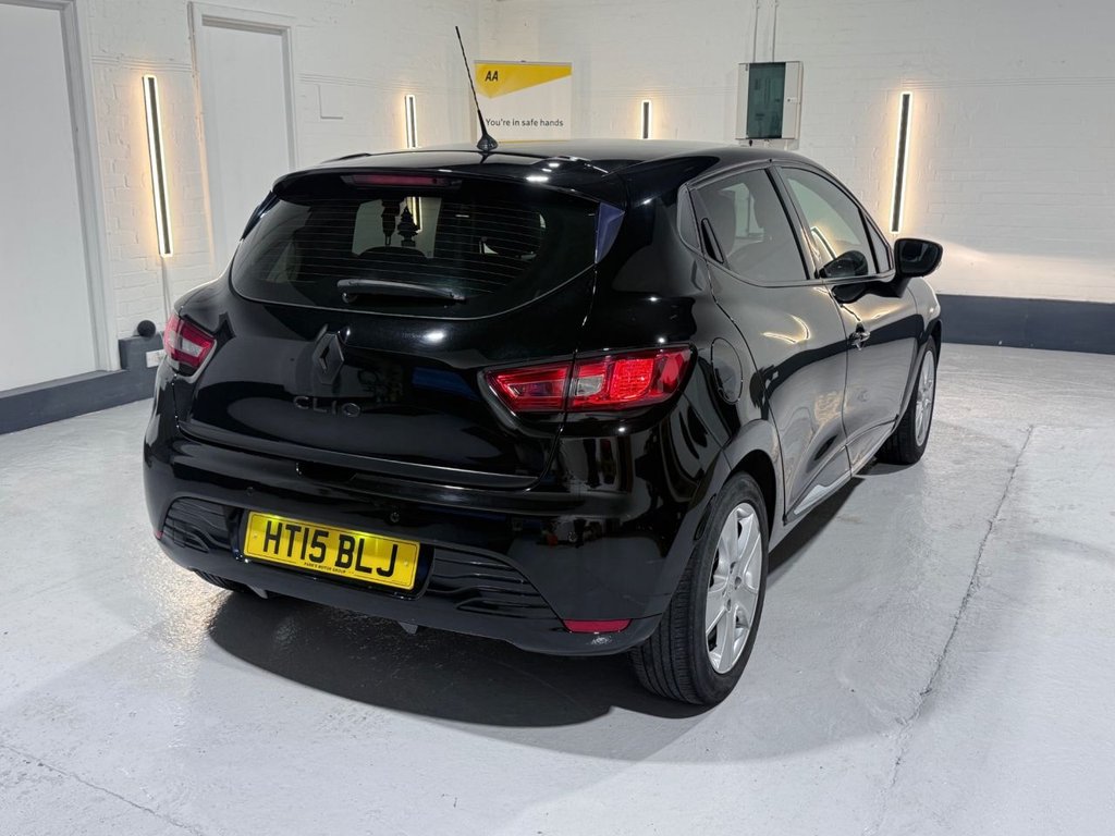 Used Renault Clio 2015 for sale - 76621598: Photo 12