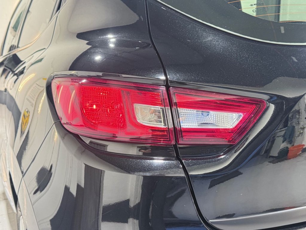 Used Renault Clio 2015 for sale - 76621598: Photo 21