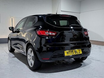 Used Renault Clio 2015 for sale - 76621598: Photo