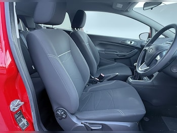 Used Ford Fiesta 2014 for sale - 76923533: Photo