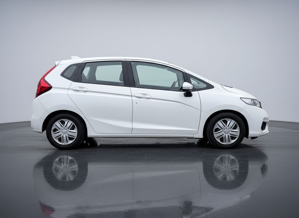 Used Honda Jazz 2019 for sale - 77072536: Photo 2