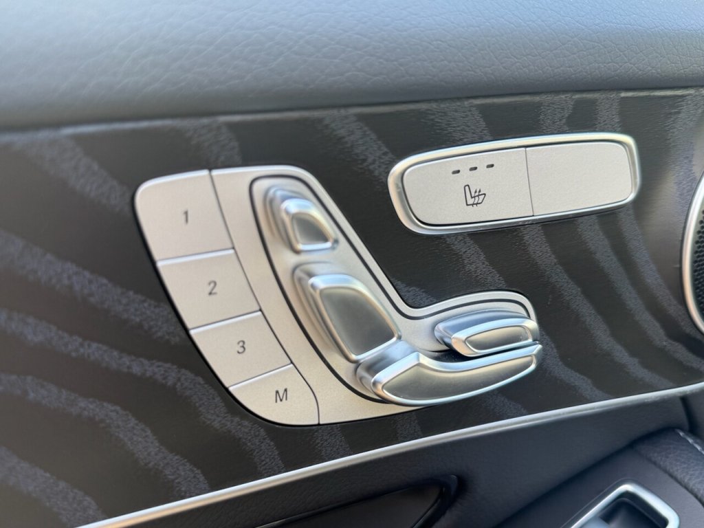 Used Mercedes-Benz GLC 2018 for sale - 78044901: Photo 8