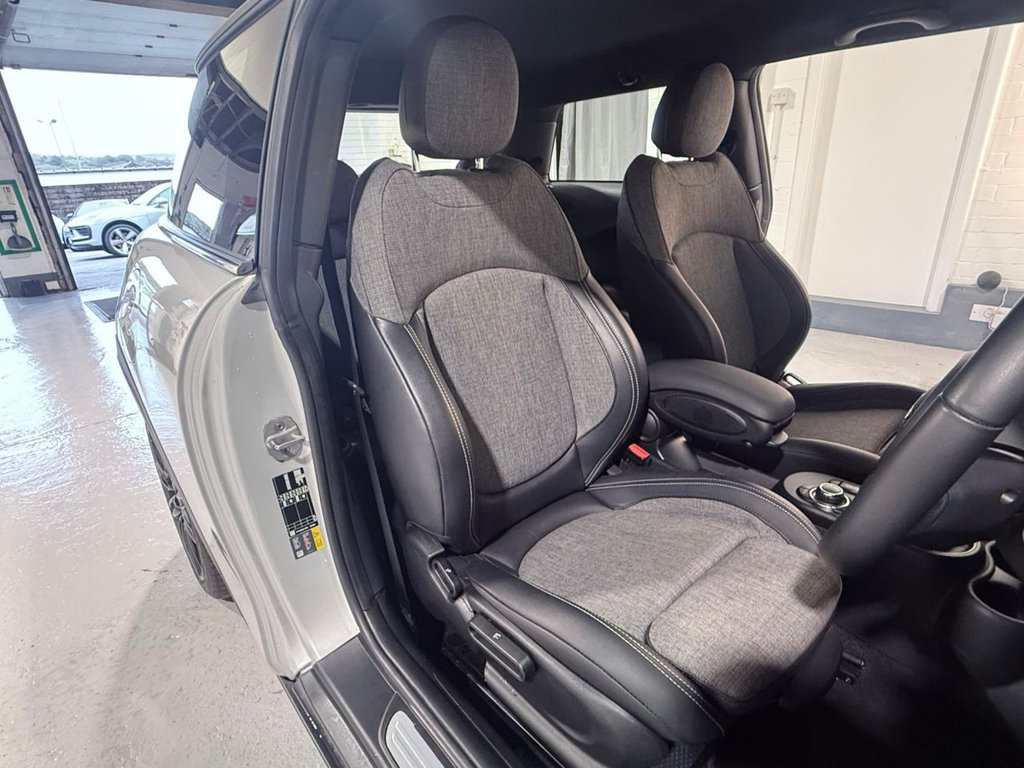 Used MINI Hatch 2021 for sale - 77551457: Photo 42