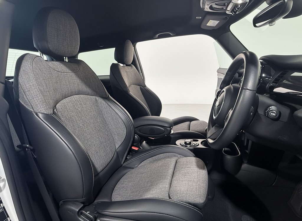 Used MINI Hatch 2021 for sale - 77551457: Photo 6