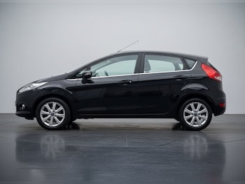 Used Ford Fiesta 2010 for sale - 78549900: Photo