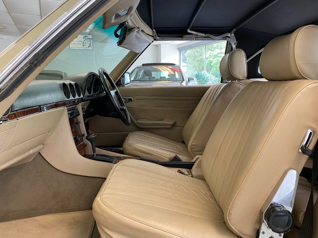 Used Mercedes-Benz 280 SL 1984 for sale - 76621575: Photo 42