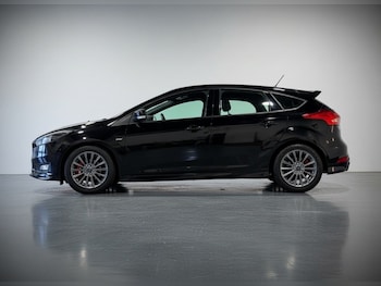 Used Ford Focus 2017 for sale - 78706401: Photo