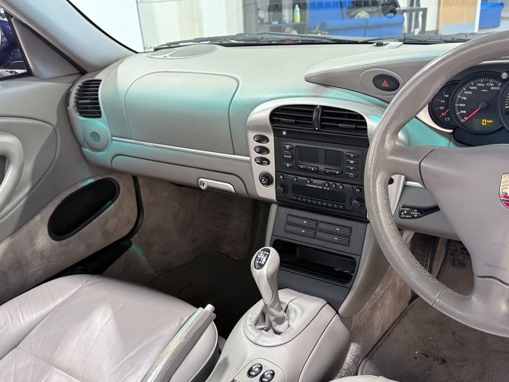 Used Porsche 911 2002 for sale - 76621566: Photo 19