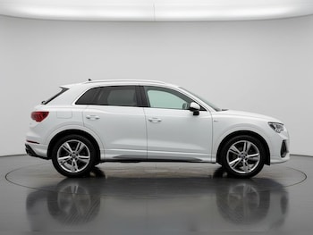 Used Audi Q3 2019 for sale - 78232767: Photo