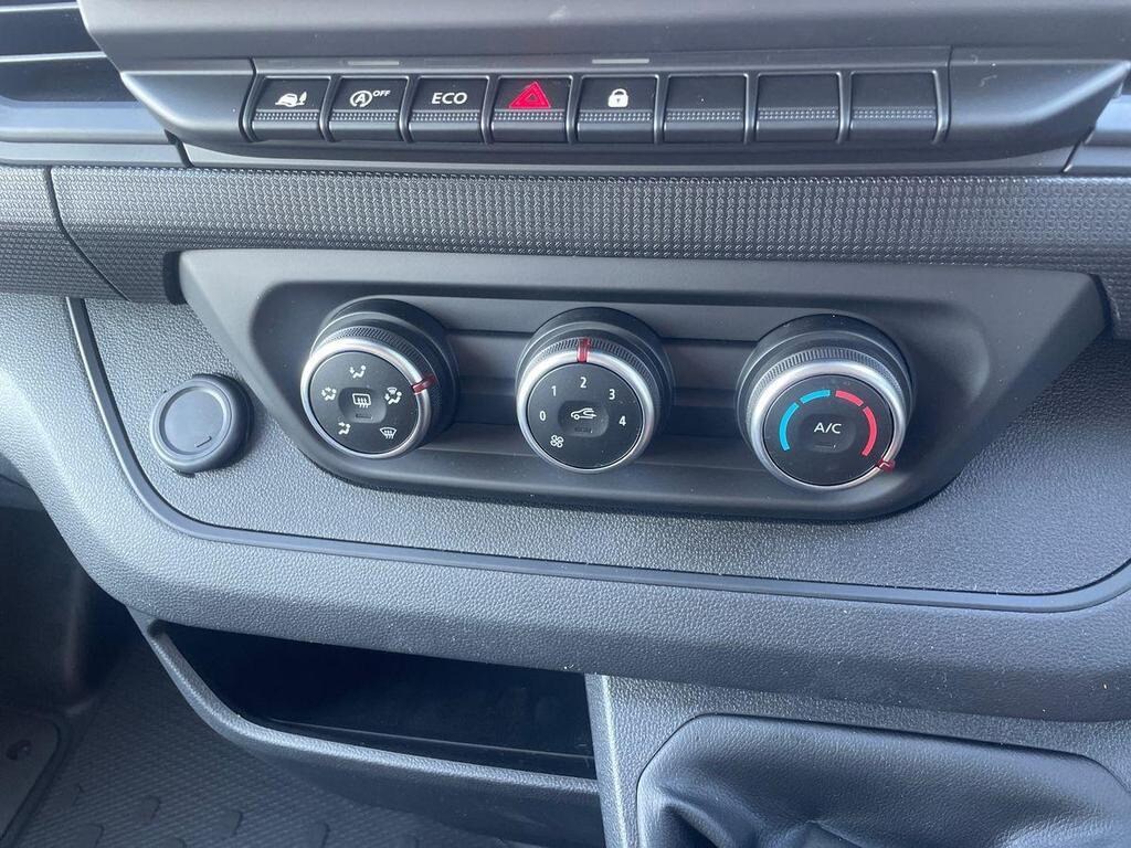 Used Renault Trafic 2025 for sale - 77224900: Photo 12