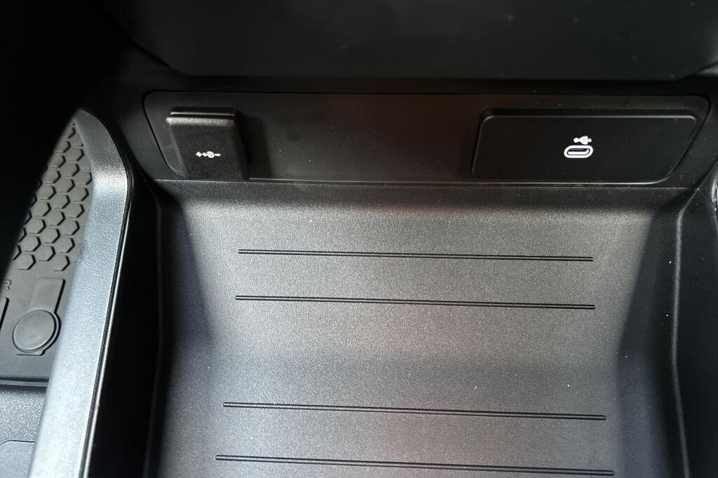 Used Land Rover Defender for sale - 76579726: Photo 25