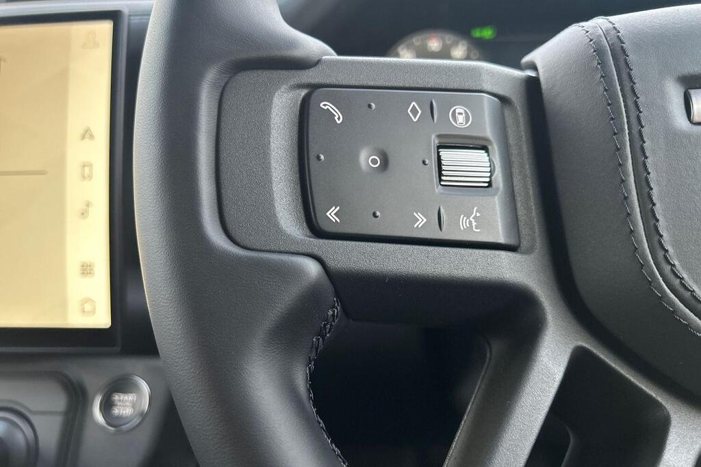 Used Land Rover Defender for sale - 76579726: Photo 8