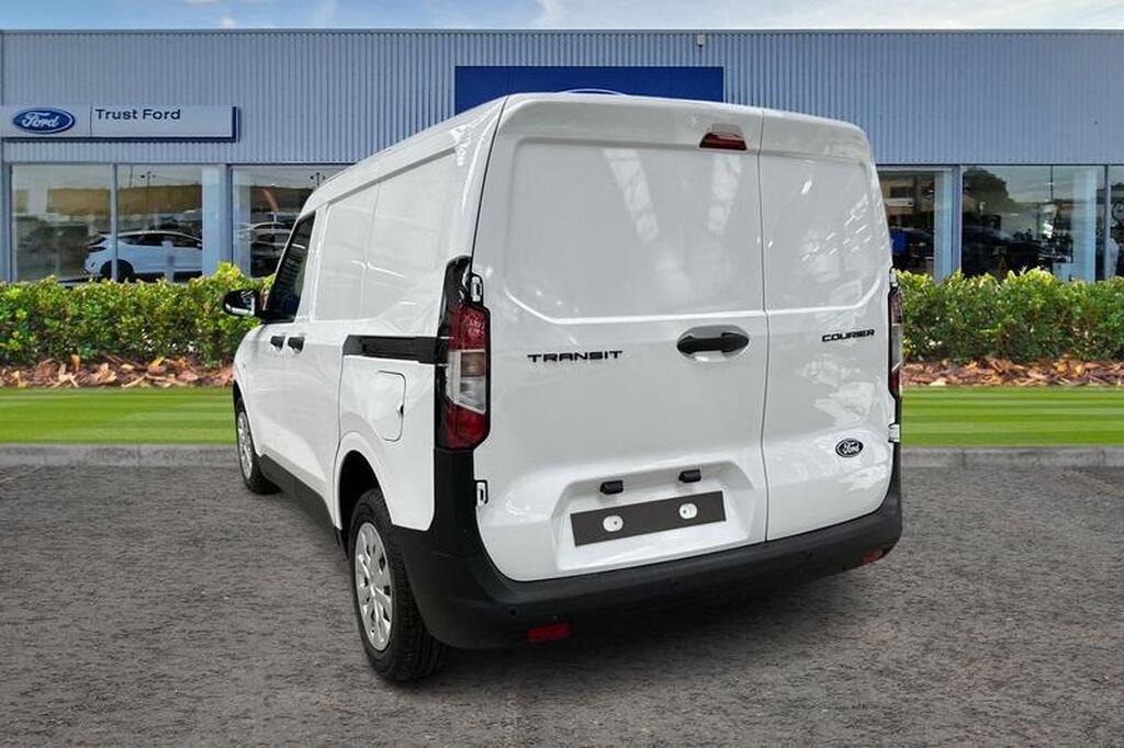 Used Ford Transit Courier 2026 for sale - 78176160: Photo 4