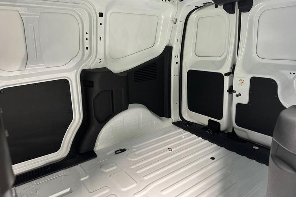 Used Ford Transit Courier 2026 for sale - 78176160: Photo 5