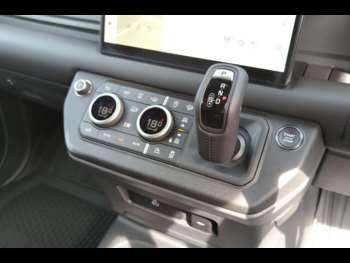 Used Land Rover Defender 2025 for sale - 75202593: Photo