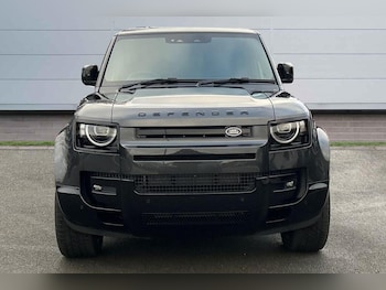 Used Land Rover Defender 2026 for sale - 79285178: Photo
