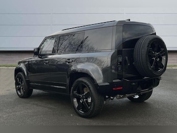 Used Land Rover Defender 2026 for sale - 79285178: Photo