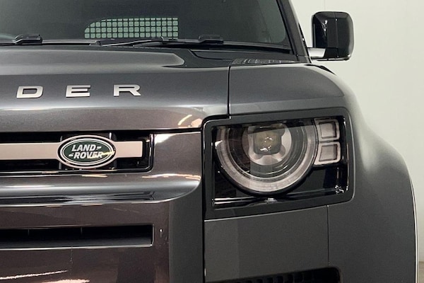 Used Land Rover Defender 2025 for sale - 75626889: Photo 12