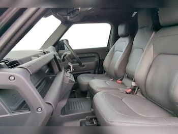Used Land Rover Defender 2025 for sale - 75626889: Photo