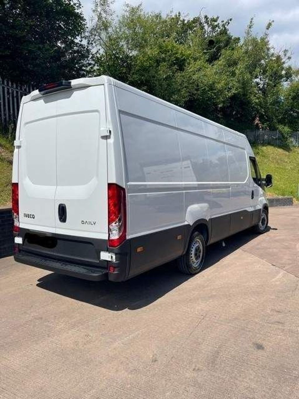 Used Iveco Daily 2025 for sale - 76252605: Photo 3