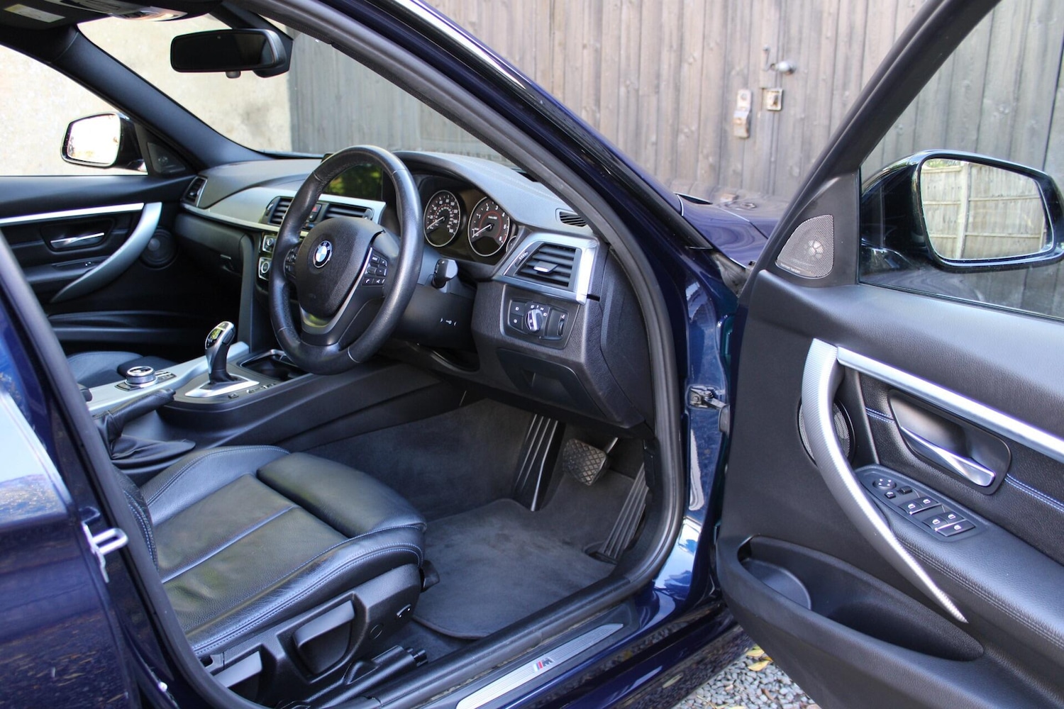 Used BMW 3 Series 2018 for sale - 76337015: Photo 8