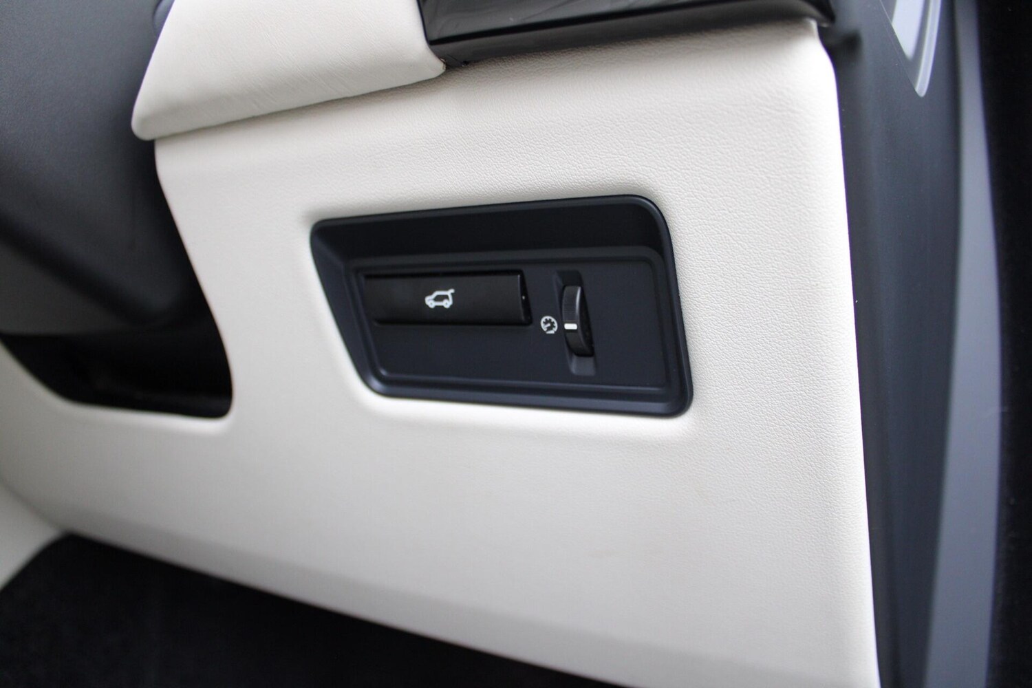 Used Land Rover Range Rover 2014 for sale - 76295265: Photo 40