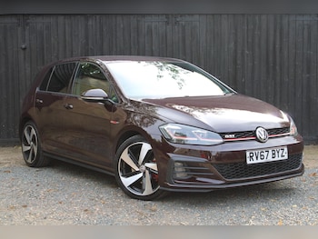 Used Volkswagen Golf 2017 for sale - 76031582: Photo