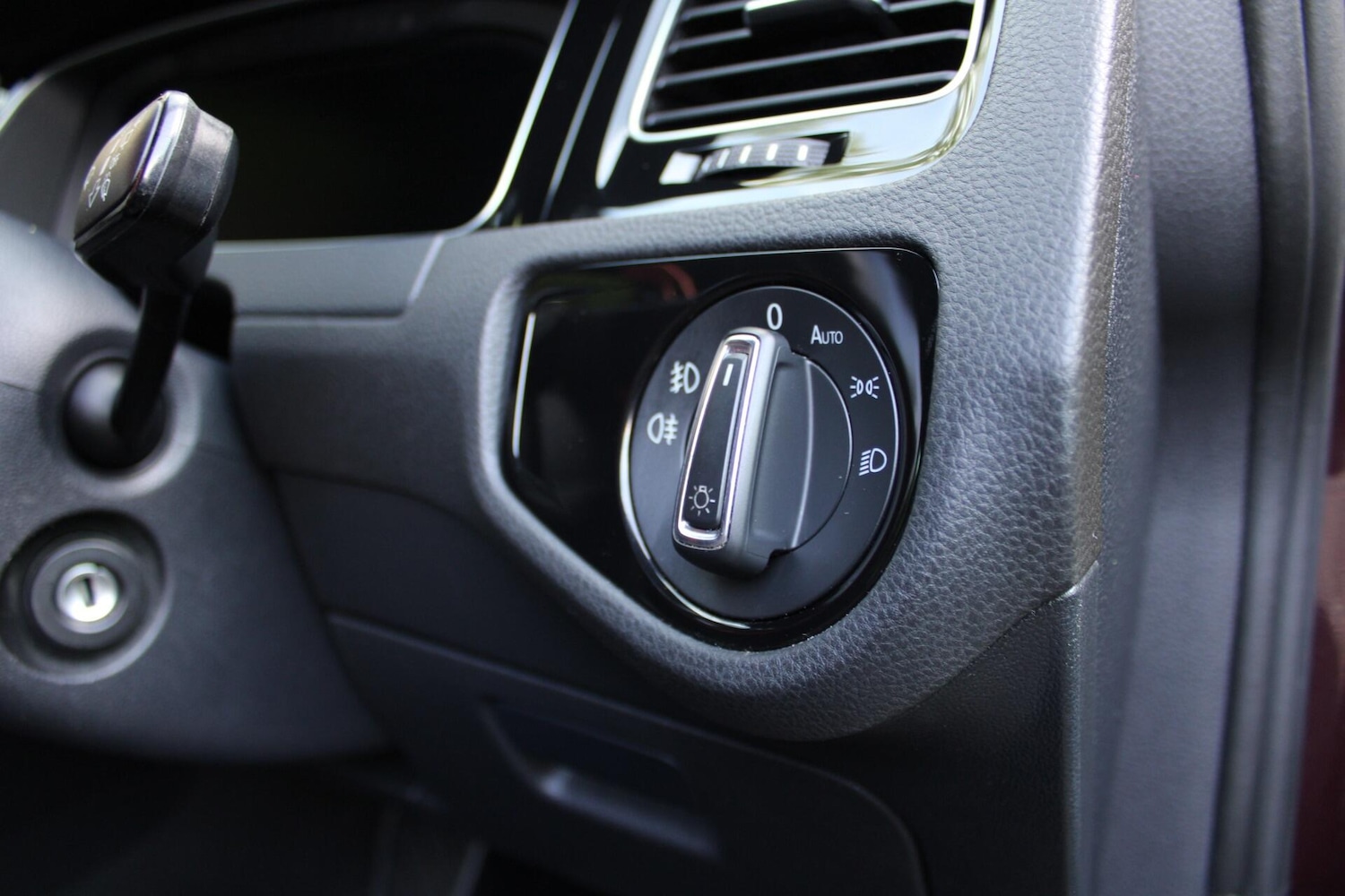 Used Volkswagen Golf 2017 for sale - 76031582: Photo 27