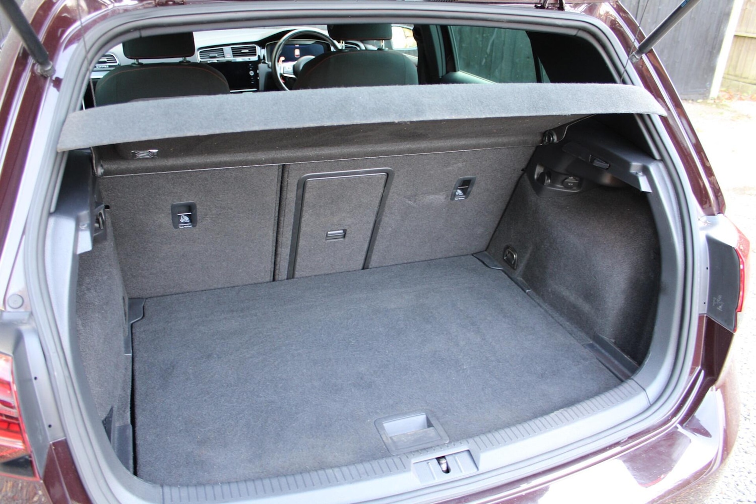 Used Volkswagen Golf 2017 for sale - 76031582: Photo 30