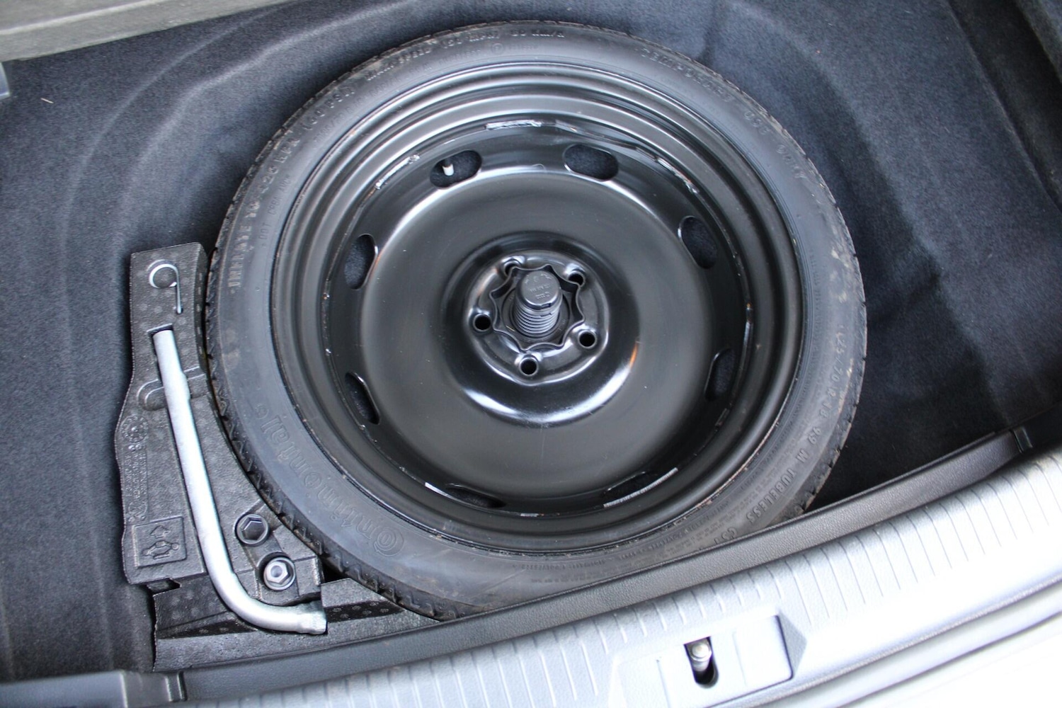 Used Volkswagen Golf 2017 for sale - 76031582: Photo 31