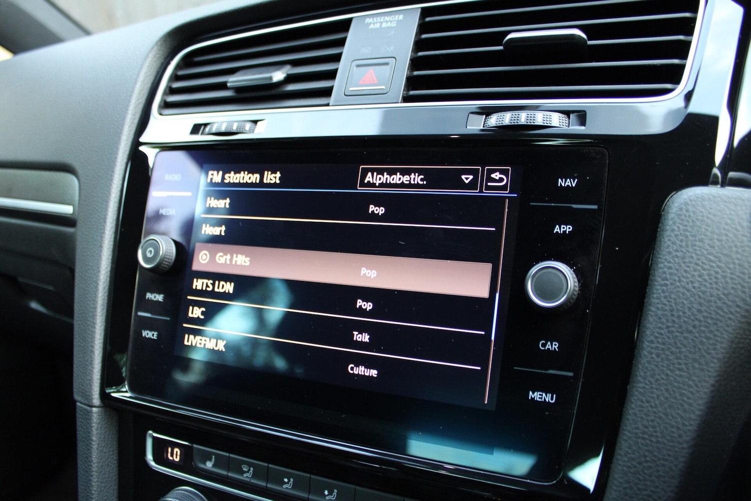 Used Volkswagen Golf 2017 for sale - 76031582: Photo 36