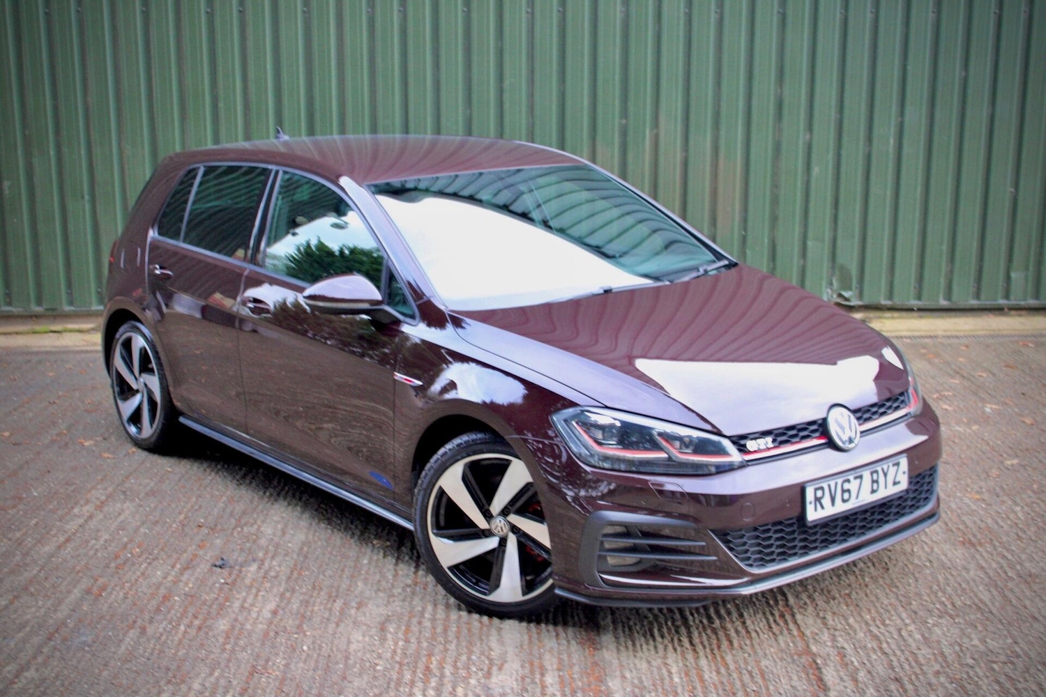 Used Volkswagen Golf 2017 for sale - 76031582: Photo 43