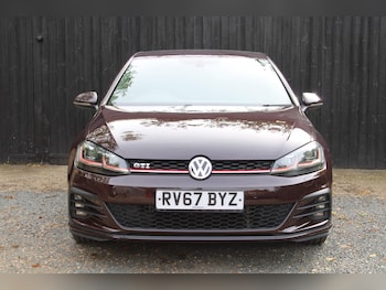 Used Volkswagen Golf 2017 for sale - 76031582: Photo