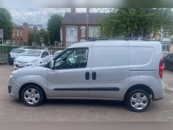 Used Vauxhall Combo 2015 for sale - 78759199: Photo