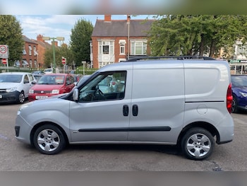 Used Vauxhall Combo 2015 for sale - 79512560: Photo