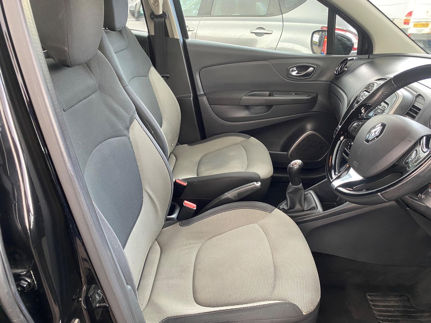 Used Renault Captur 2013 for sale - 78172215: Photo 13