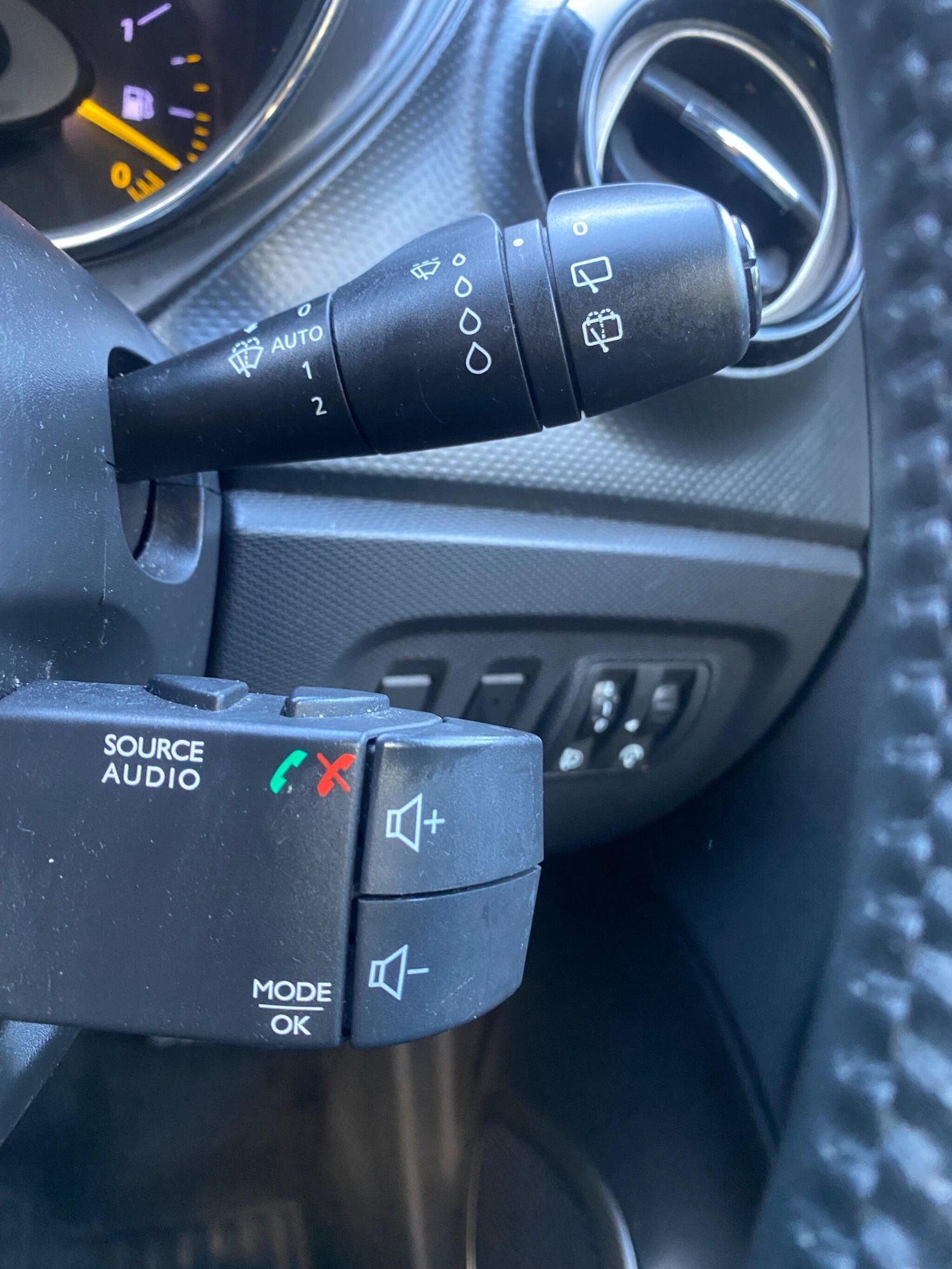 Used Renault Captur 2013 for sale - 78172215: Photo 19