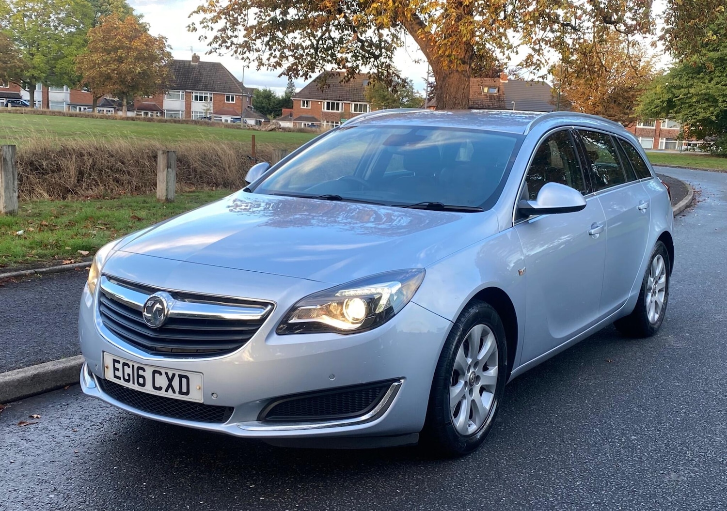 Used Vauxhall Insignia 2016 for sale - 78172213: Photo 1