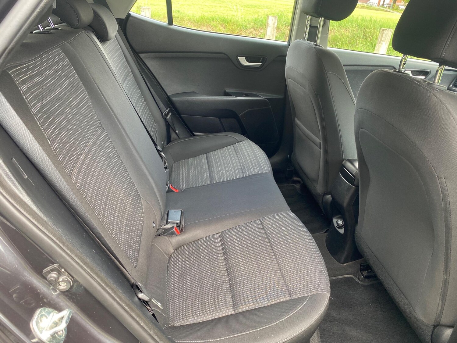 Used Kia Stonic 2018 for sale - 77910725: Photo 17