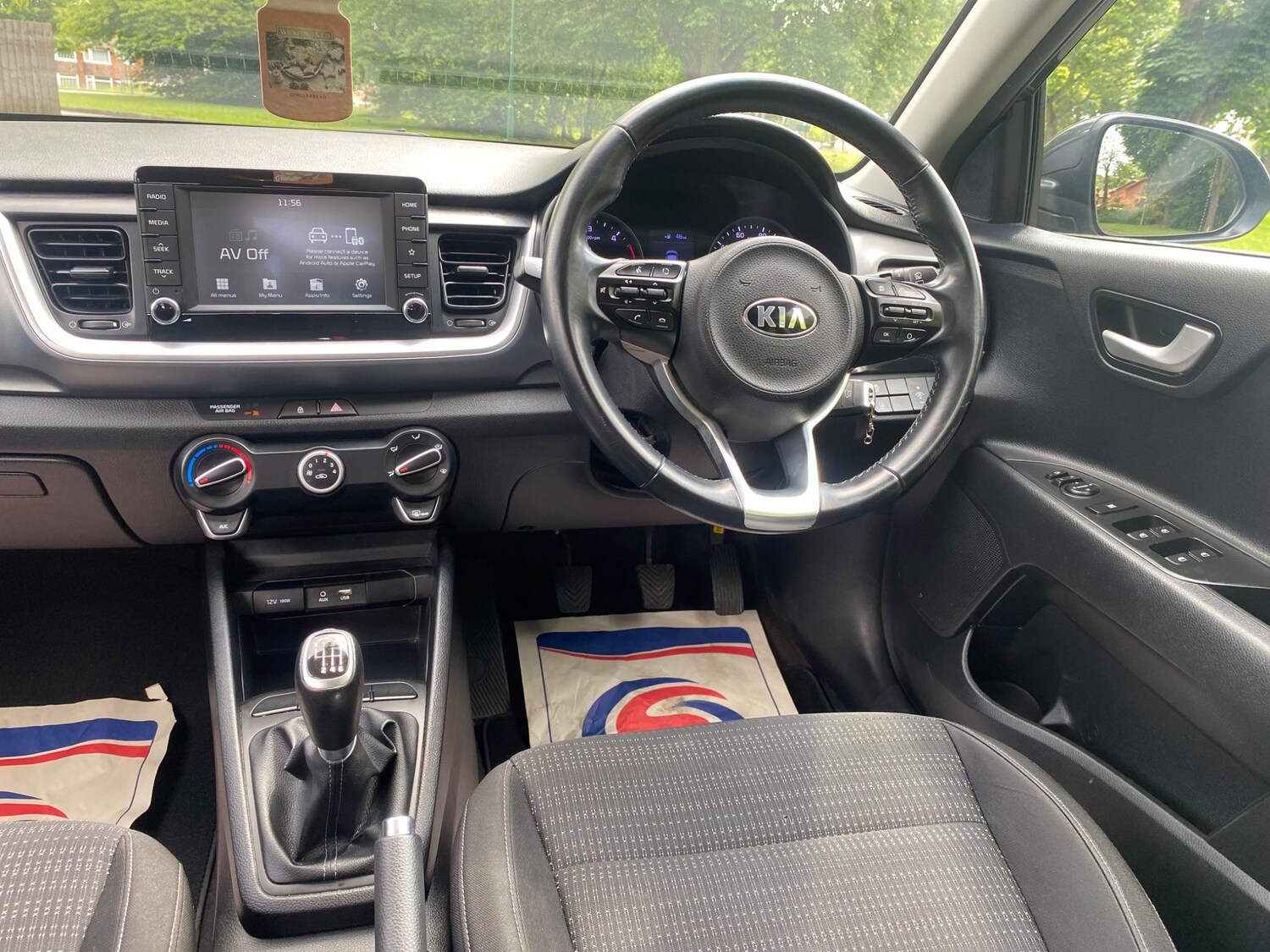 Used Kia Stonic 2018 for sale - 77910725: Photo 21