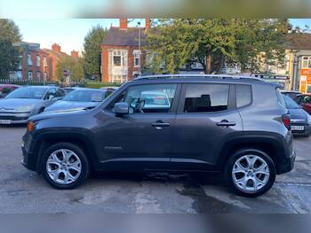 Used Jeep Renegade 2018 for sale - 79872482: Photo