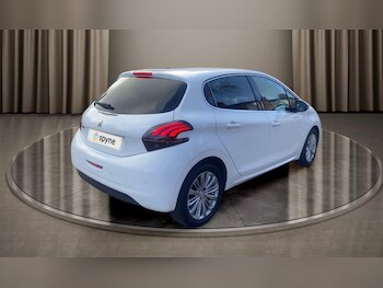 Used Peugeot 208 2018 for sale - 77908705: Photo