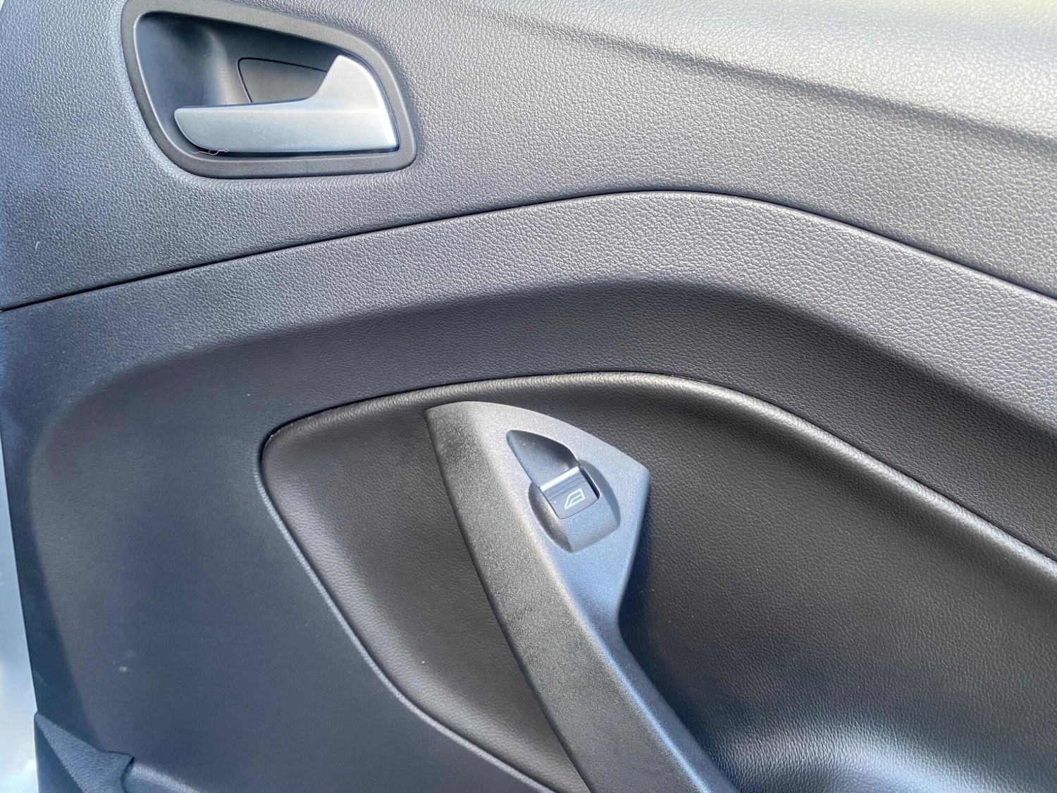 Used Ford Kuga 2016 for sale - 77908778: Photo 15