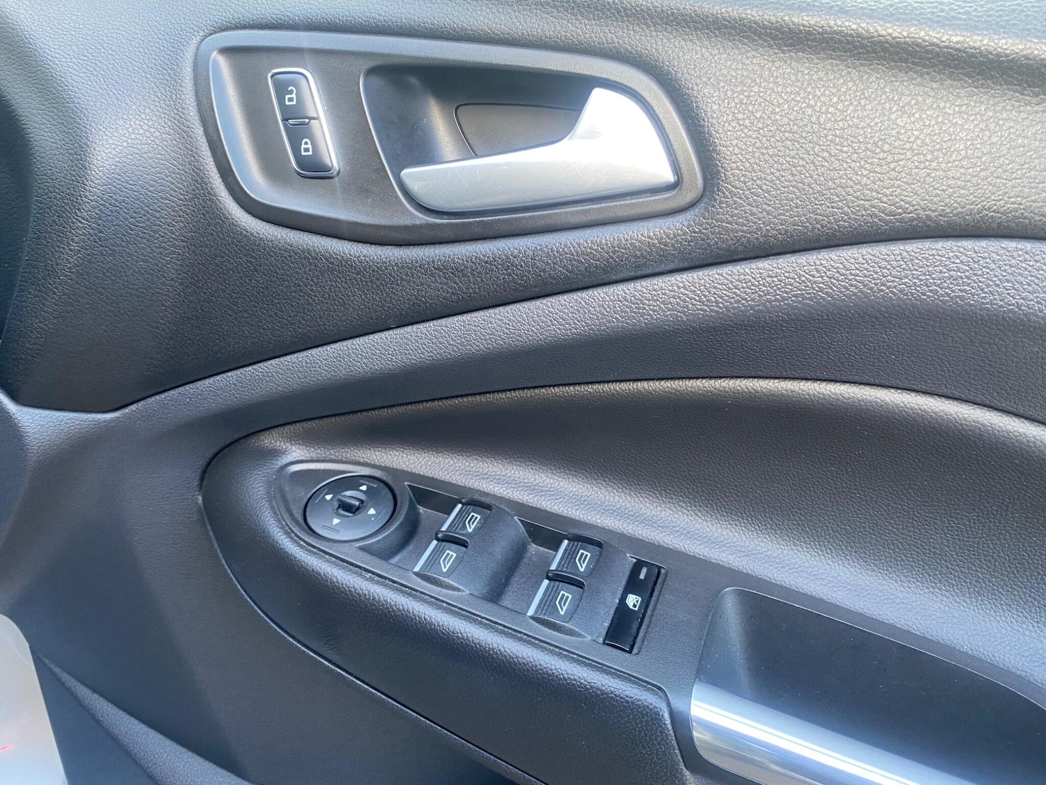 Used Ford Kuga 2016 for sale - 77908778: Photo 18