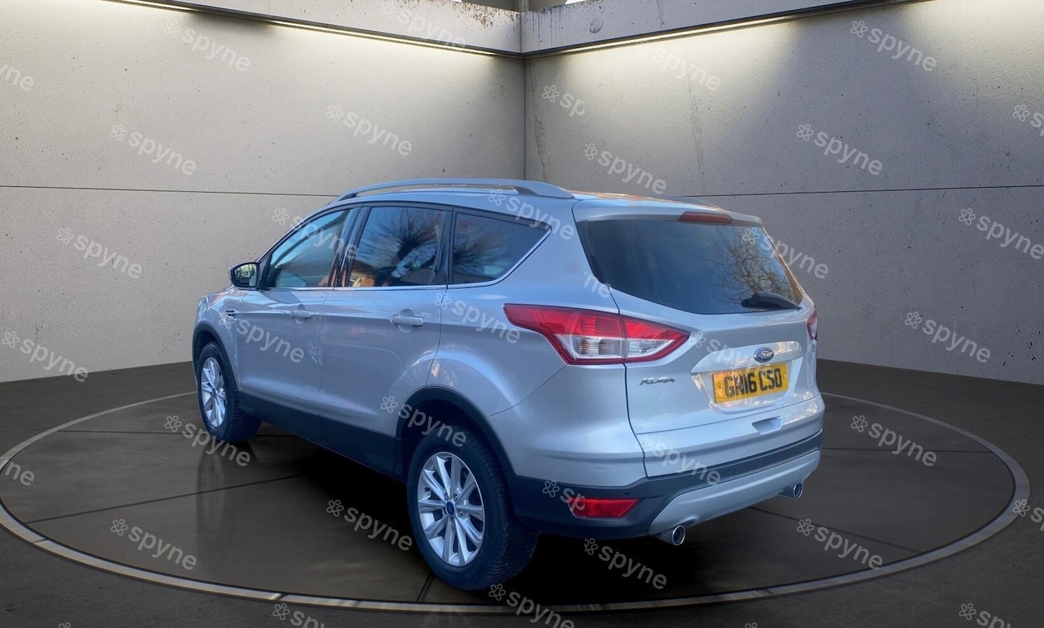 Used Ford Kuga 2016 for sale - 77908778: Photo 2