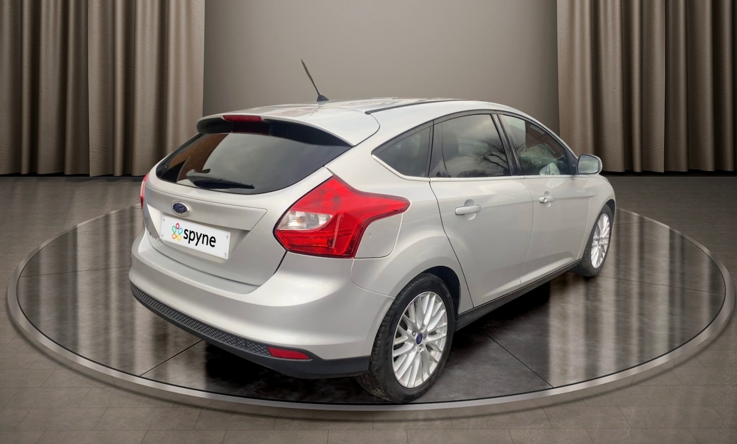 Used Ford Focus 2014 for sale - 78026464: Photo 3