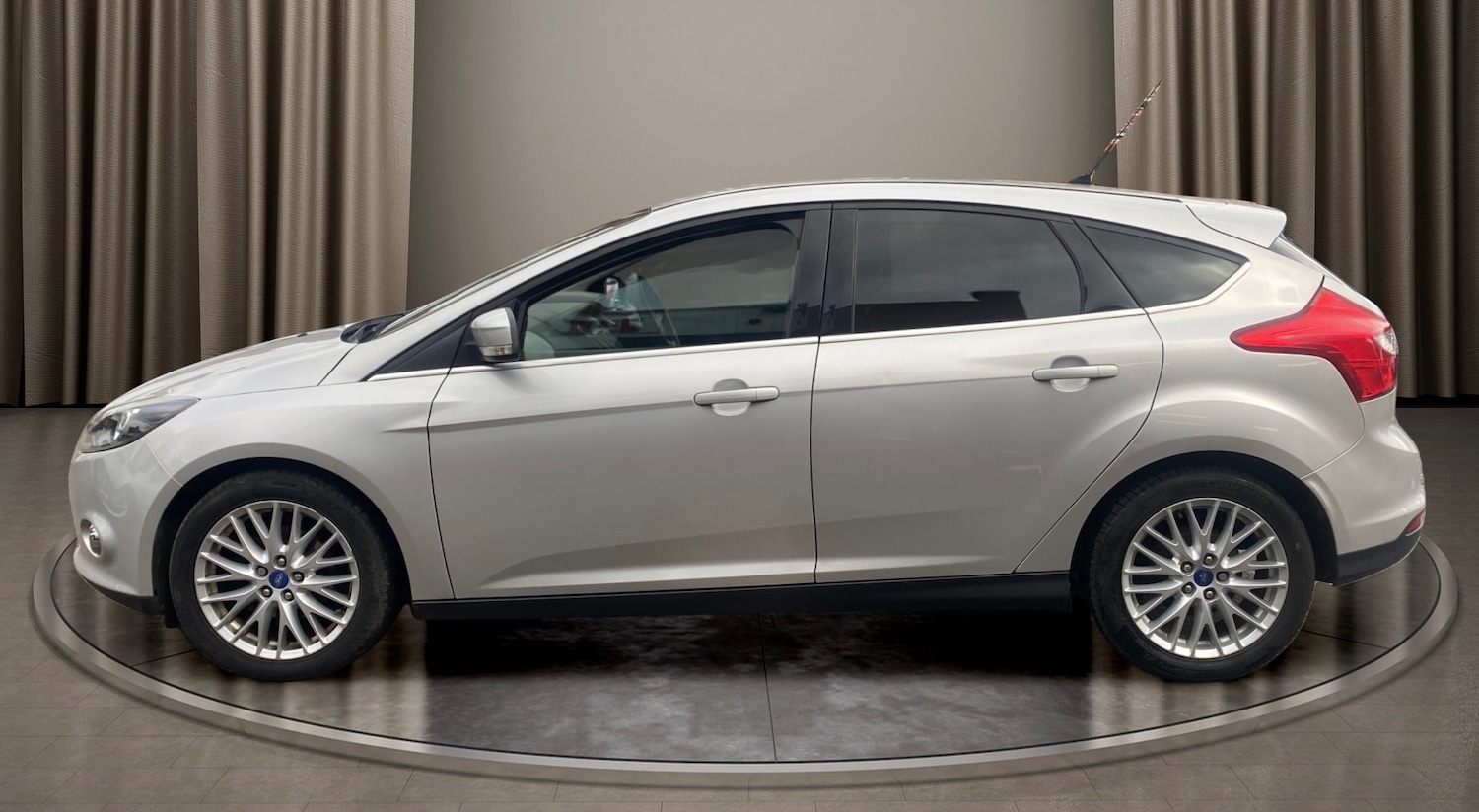 Used Ford Focus 2014 for sale - 78026464: Photo 7